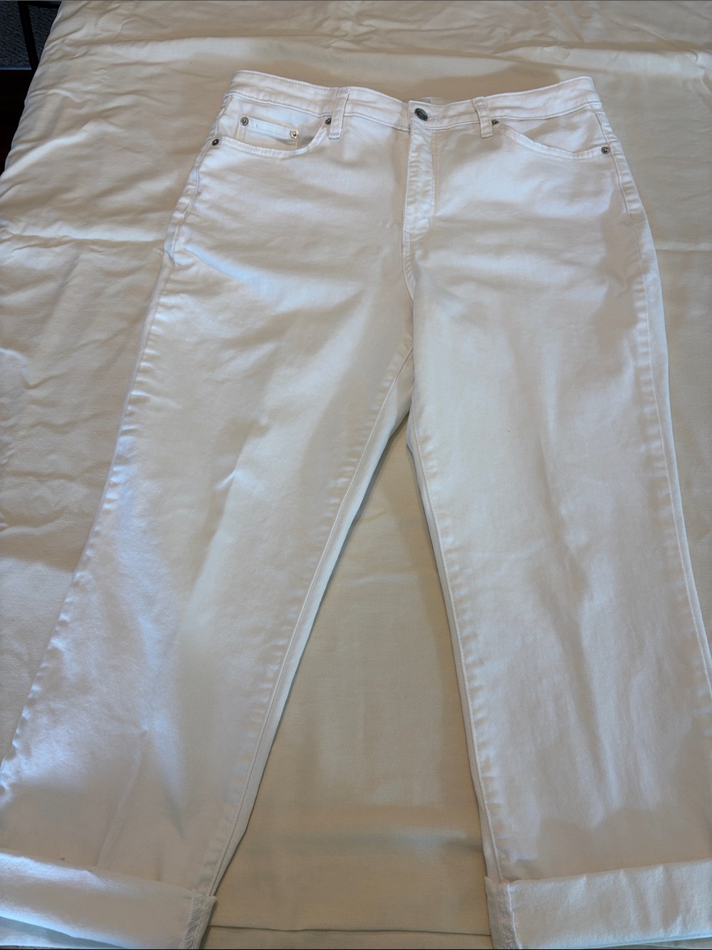 crown & ivy White Denim Jeans with Brown Leather Logo Patch